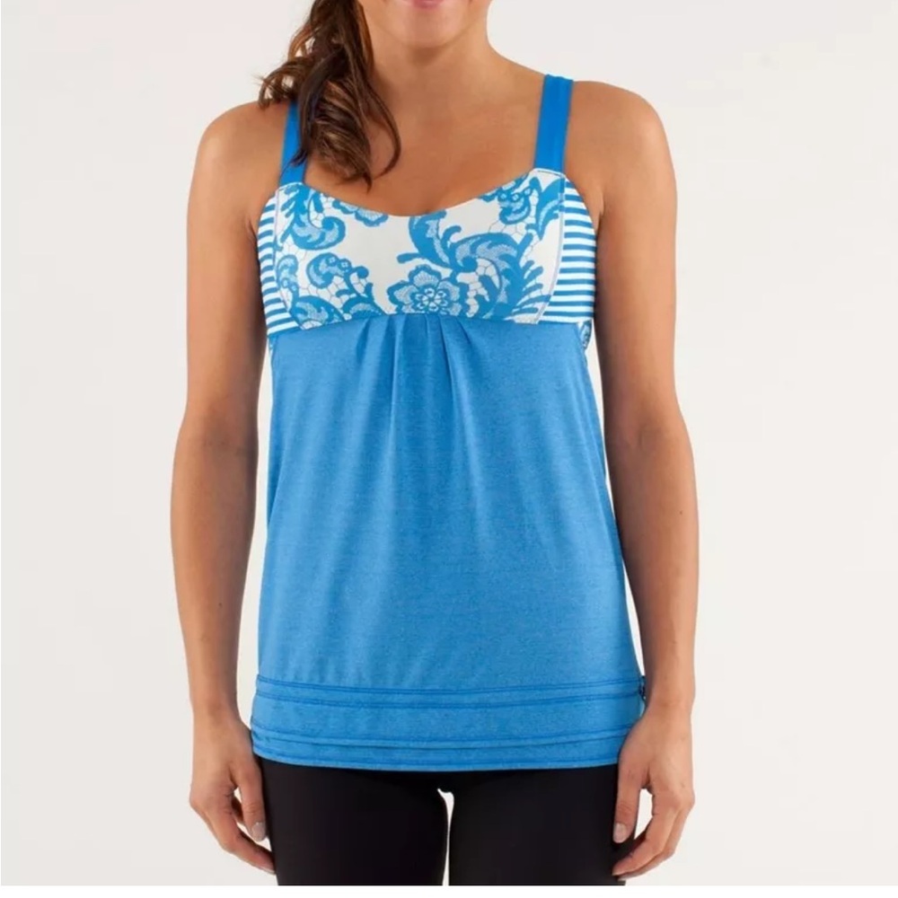 Lululemon Back On Track Tank Blue Lace Women’s Size 6 Tank Top